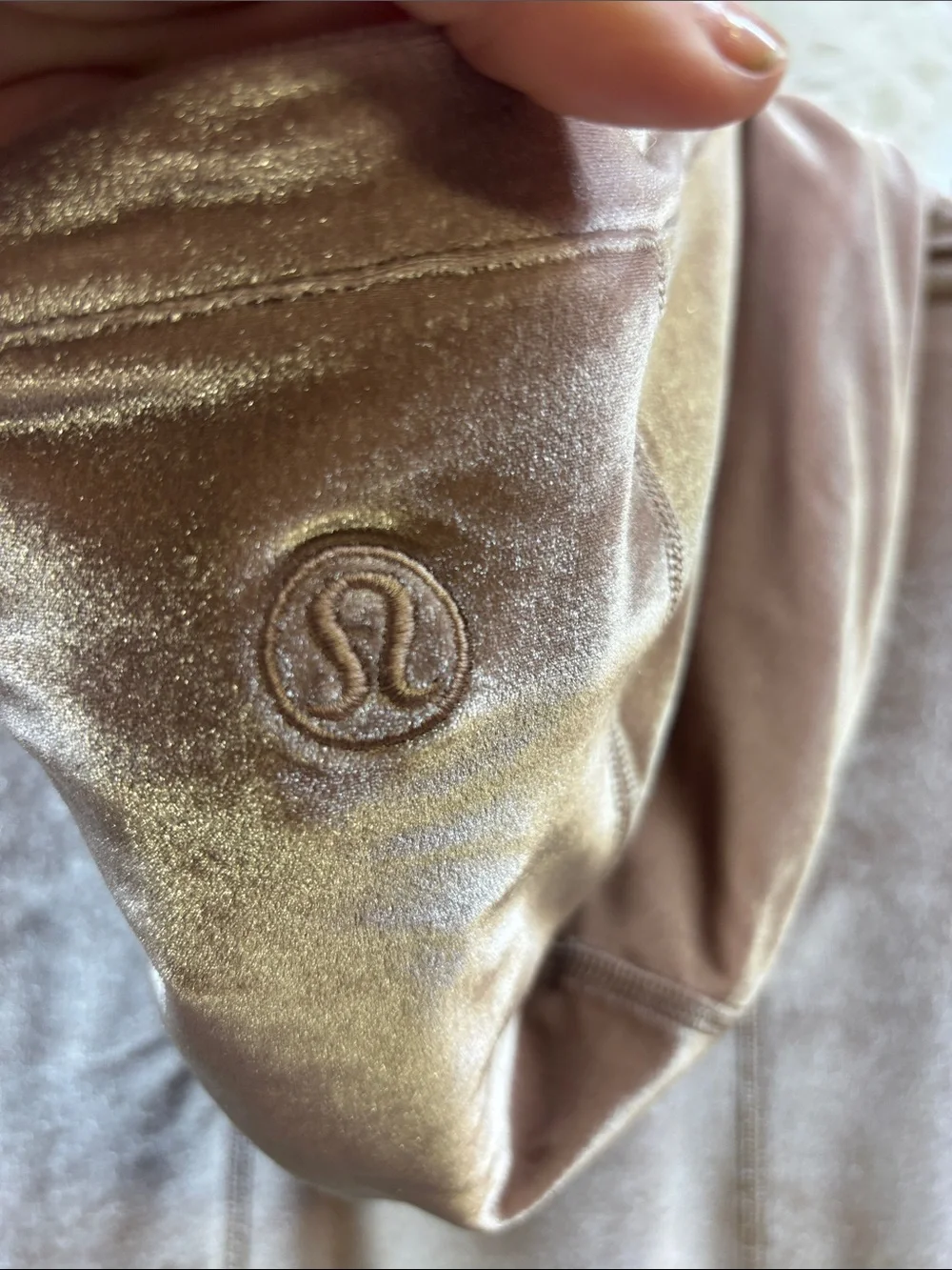 EUC -Lululemon Define Hooded Jacket *Velvet Spanish Oak